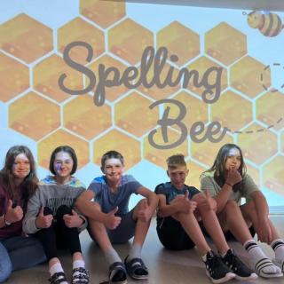 Spelling Bee (súťaž v hláskovaní anglických slov)