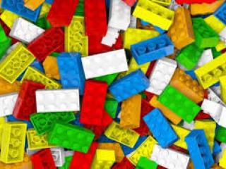 KONSTRUKCJE Z KLOCKÓW LEGO
