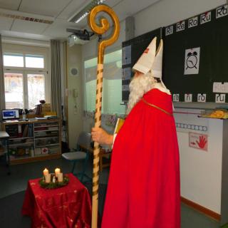 Nikolausbesuch in den ersten Klassen