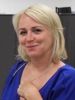 Mgr. Katarína Tomascheková