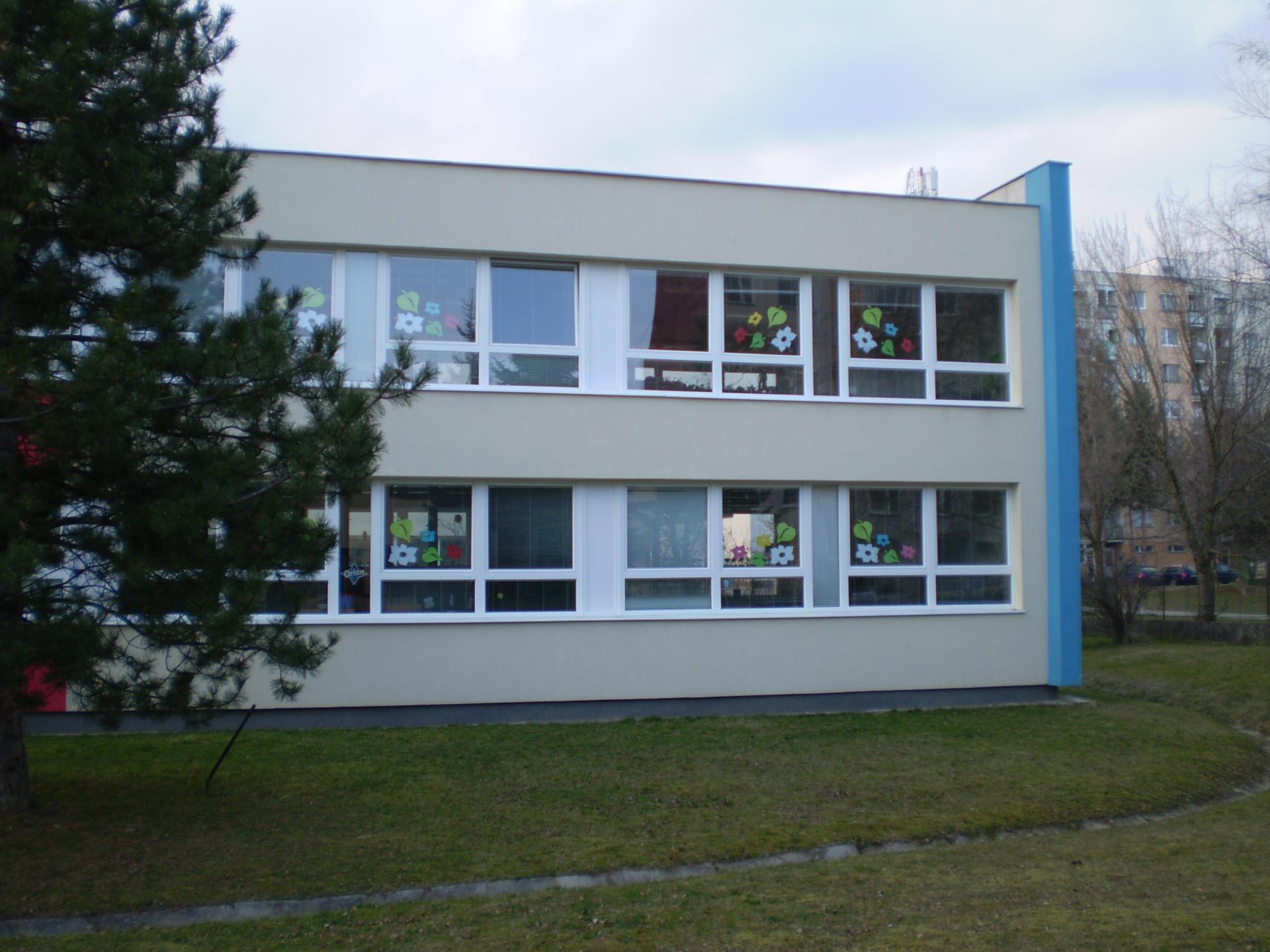 Základná škola 97101 prievidza p dobšinského 746 5