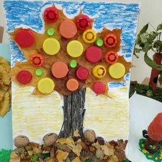 Konkurs plastyczny „Jesienne drzewo”